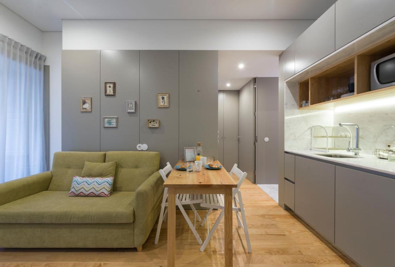 Lovelystay - Stylish Central Apartment By Bolhao Market Porto Bagian luar foto