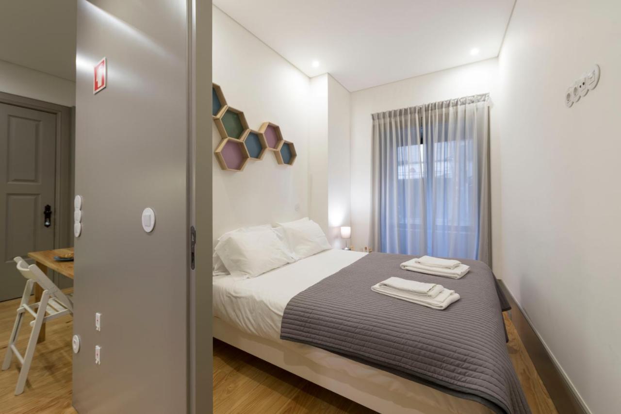 Lovelystay - Stylish Central Apartment By Bolhao Market Porto Bagian luar foto